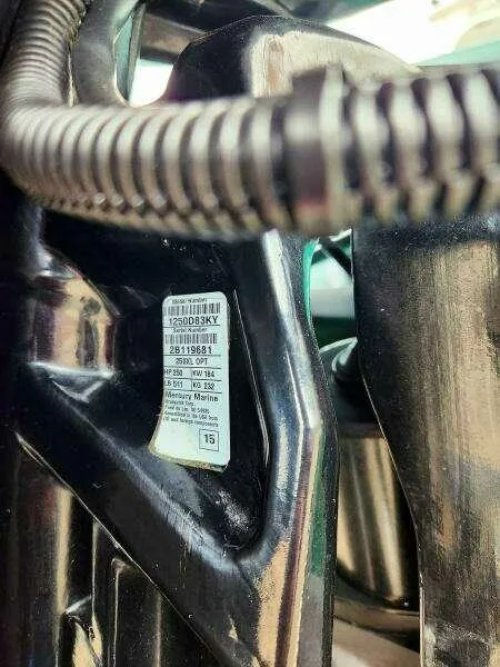 Slide: The Image of SeaArk 25 V Commander SAMA 1365 2002 - 76