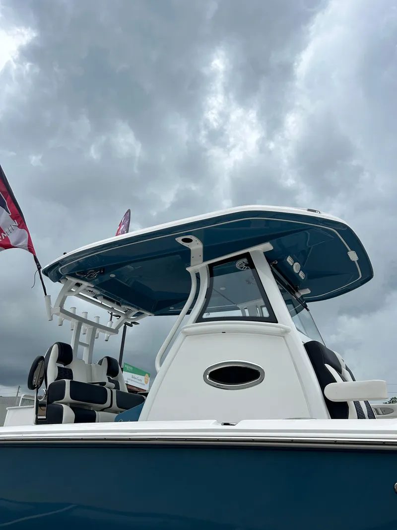 Slide: The Image of Tidewater 3100 CB 2025 - 25