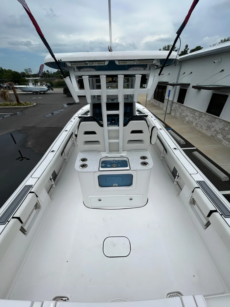 Slide: The Image of Tidewater 3100 CB 2025 - 29