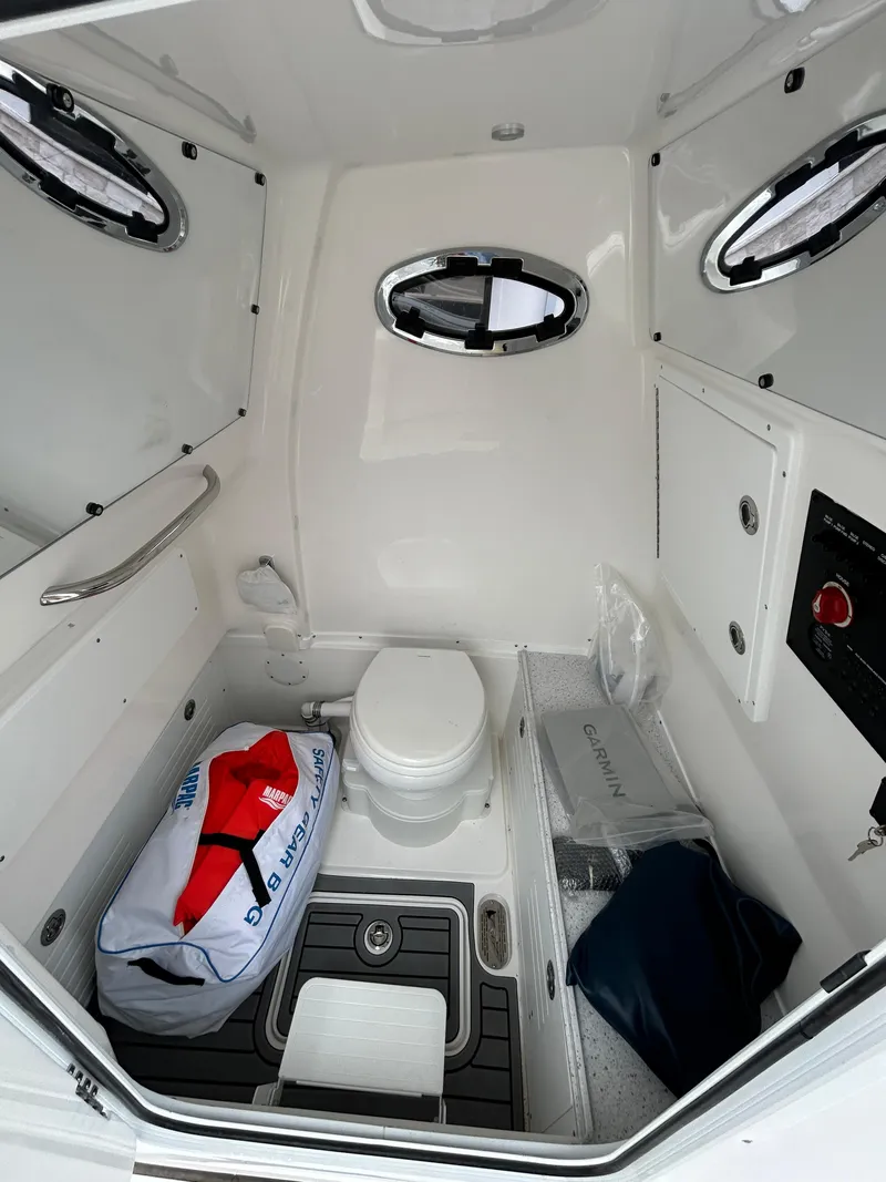 Slide: The Image of Tidewater 3100 CB 2025 - 35