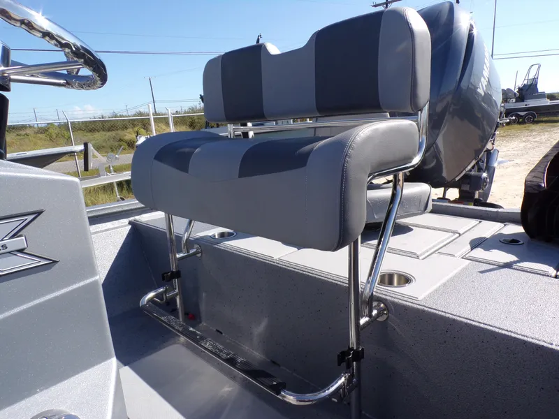 Slide: The Image of Xpress H210B Bay 2025 - 21