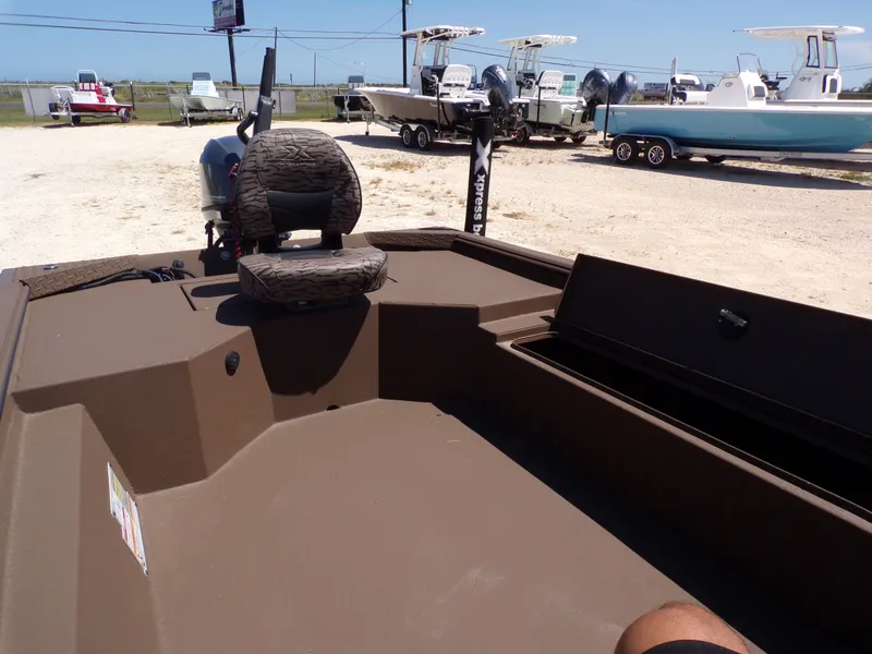 Slide: The Image of Xpress HD16DB 2025 - 14