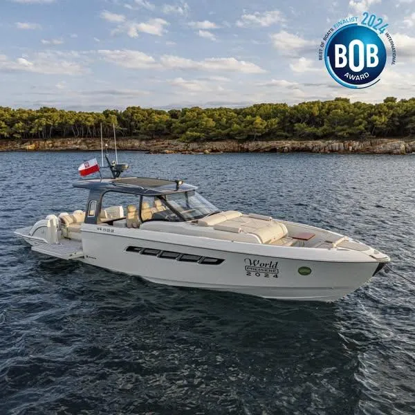 Slide: The Image of Wiszniewski Yachts W43, 2024 model, cruising on serene waters, BOB Award finalist. - 6