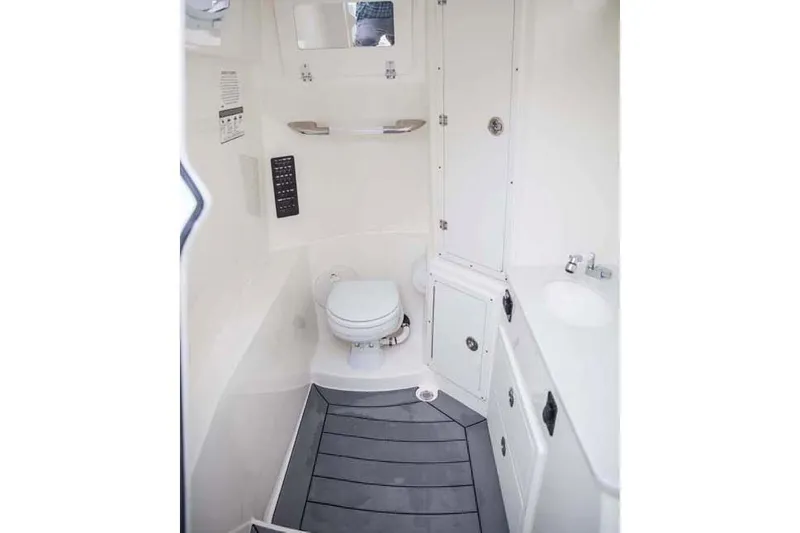 Slide: The Image of Cobia 320 Center Console 2020 - 115