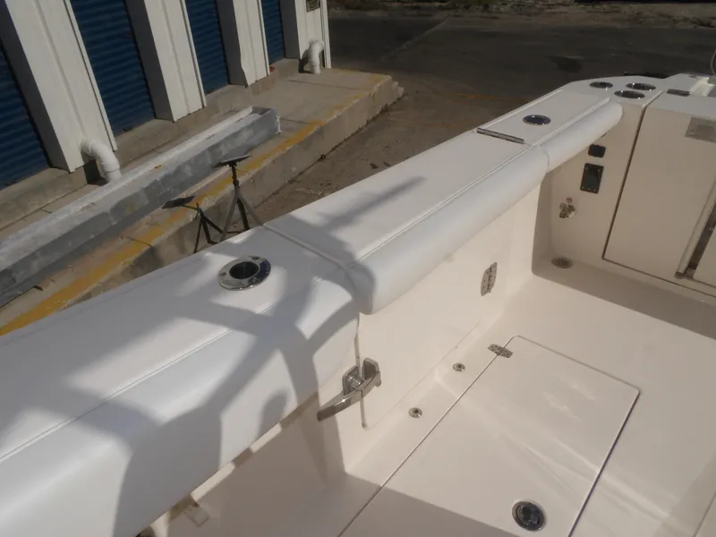 Slide: The Image of Cobia 320 Center Console 2020 - 61