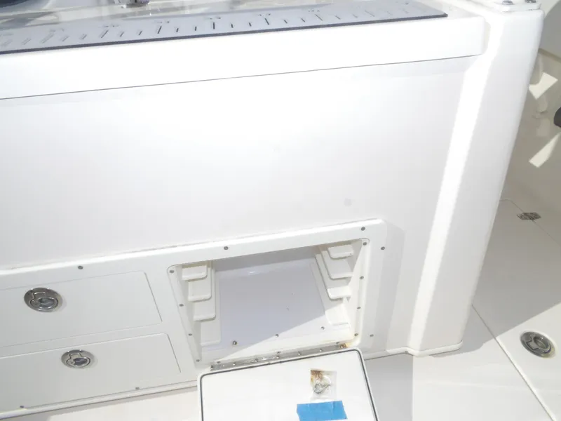 Slide: The Image of Cobia 320 Center Console 2020 - 70