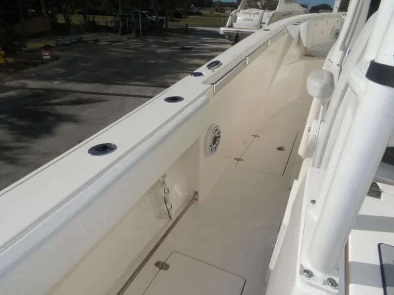 Slide: The Image of Cobia 320 Center Console 2020 - 72