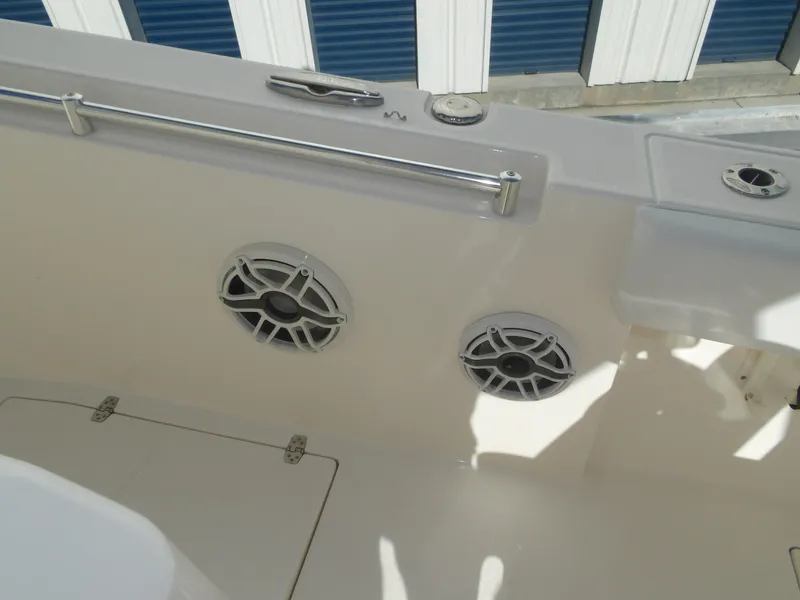 Slide: The Image of Cobia 320 Center Console 2020 - 77