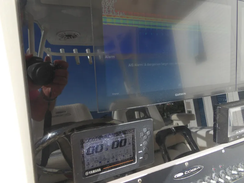 Slide: The Image of Cobia 320 Center Console 2020 - 92