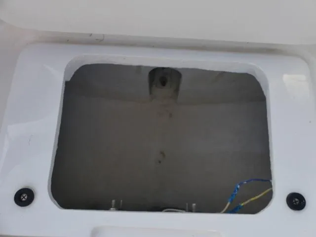 Slide: The Image of Bayliner Element XR7 2019 - 15