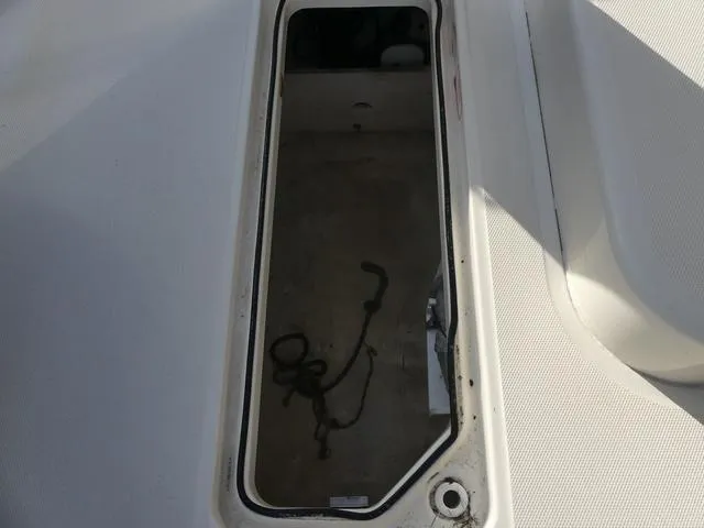 Slide: The Image of Bayliner Element XR7 2019 - 33