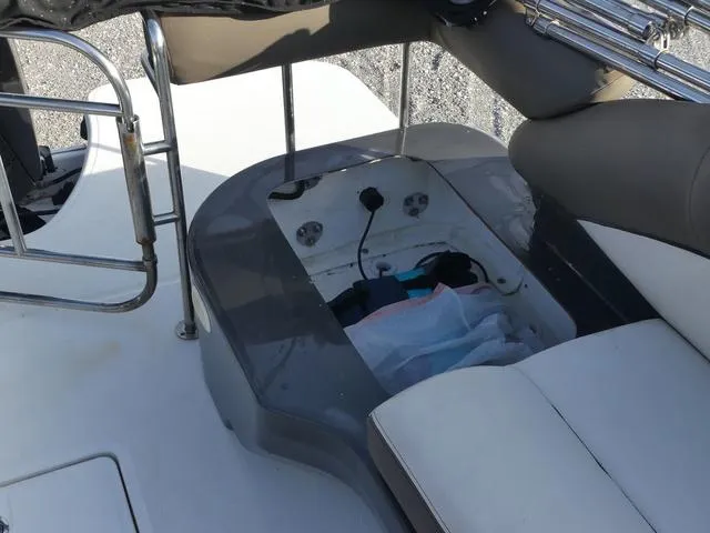 Slide: The Image of Bayliner Element XR7 2019 - 39