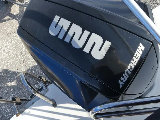 Slide: The Image of Bayliner Element XR7 2019 - 42