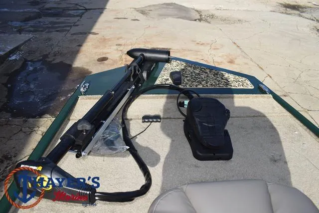 Slide: The Image of Tracker Bass Tracker Classic Limited 2025 - 11