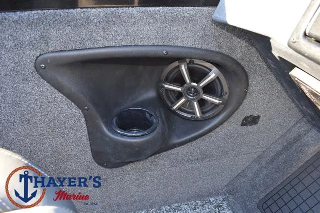 Slide: The Image of Tracker Targa V-18 Combo 2025 - 24