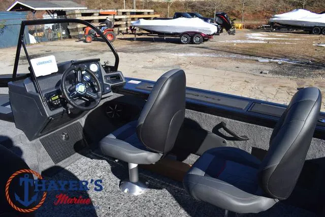 Slide: The Image of Tracker Targa V-18 Combo 2025 - 28