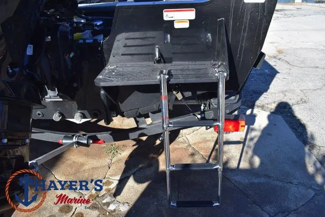 Slide: The Image of Tracker Targa V-18 Combo 2025 - 43