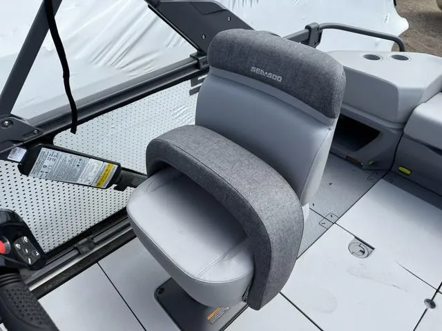 Slide: The Image of Sea-Doo Switch Cruise 21 2025 - 14