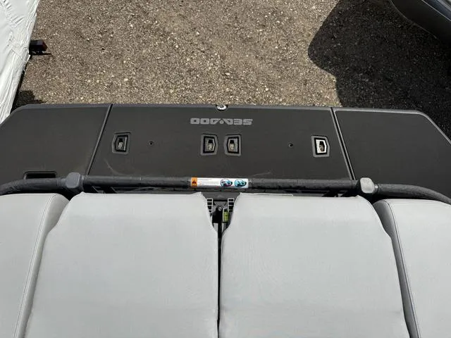 Slide: The Image of Sea-Doo Switch Cruise 21 2025 - 28