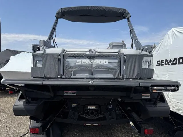 Slide: The Image of Sea-Doo Switch Cruise 21 2025 - 3