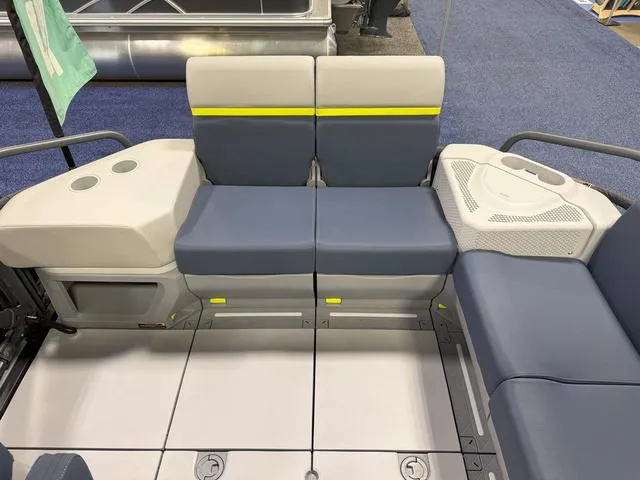 Slide: The Image of Sea-Doo Switch Cruise Limited 21 2025 - 23