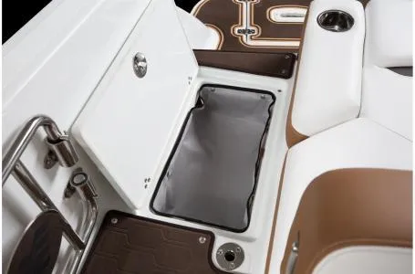 Slide: The Image of Four Winns HD 240 OB 2020 - 27