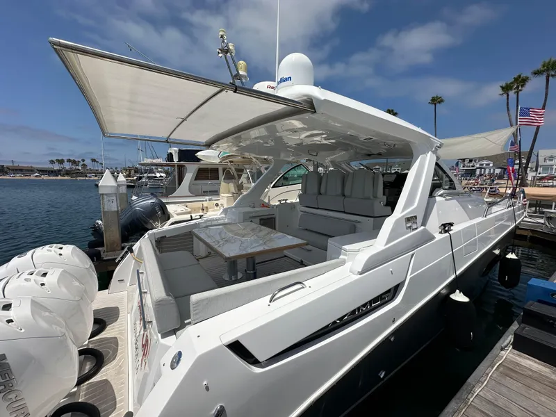 Slide: The Image of Azimut 40 Verve 2019 - 27