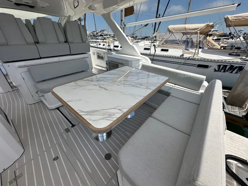 Slide: The Image of Azimut 40 Verve 2019 - 34