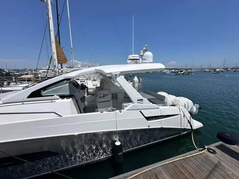 Slide: The Image of Azimut 40 Verve 2019 - 41