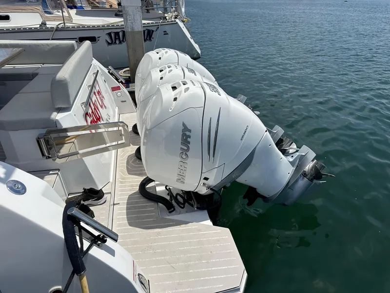 Slide: The Image of Azimut 40 Verve 2019 - 50