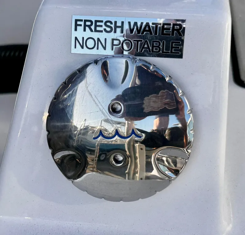 Slide: The Image of Fresh water non-potable label on 2025 Sea Pro 245 FLX boat. - 47