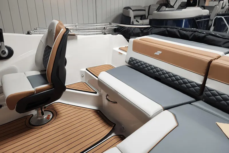 Slide: The Image of Starcraft 211SVX IO 2025 - 11