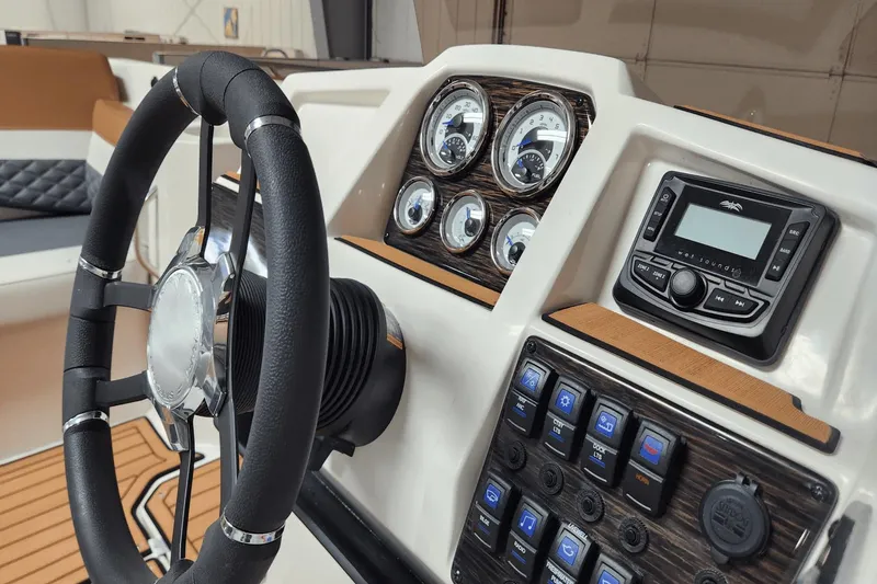 Slide: The Image of Starcraft 211SVX IO 2025 - 16