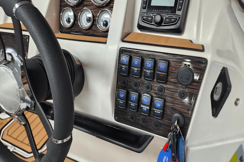 Slide: The Image of Starcraft 211SVX IO 2025 - 18