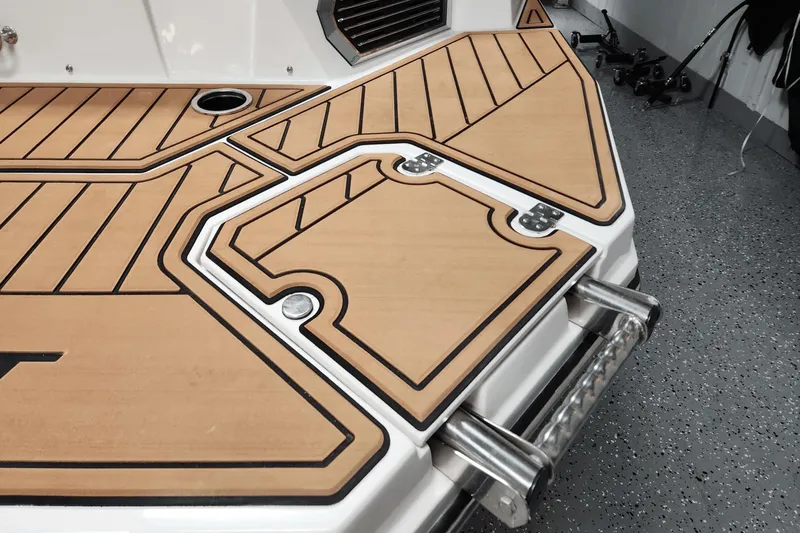 Slide: The Image of Starcraft 211SVX IO 2025 - 6