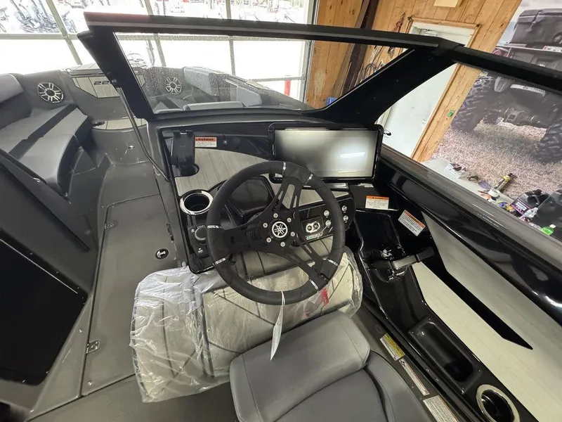 Slide: The Image of Yamaha 222XE 2025 - 4