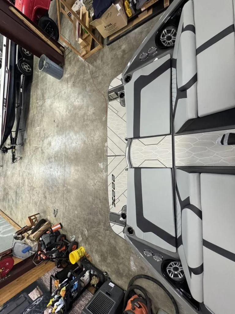 Slide: The Image of Yamaha 222XE 2025 - 6