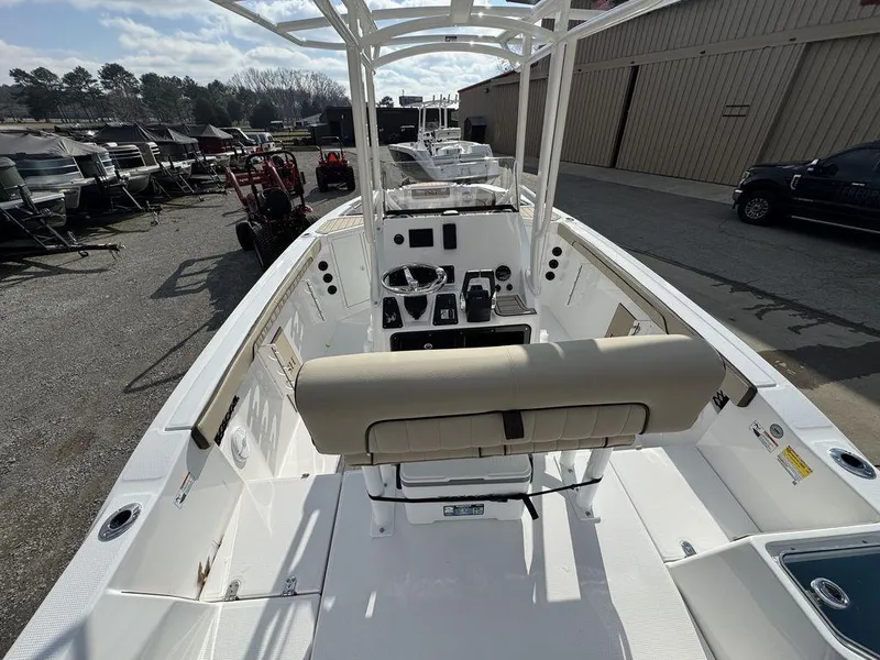 Slide: The Image of Yamaha 222 FSH Sport 2025 - 2