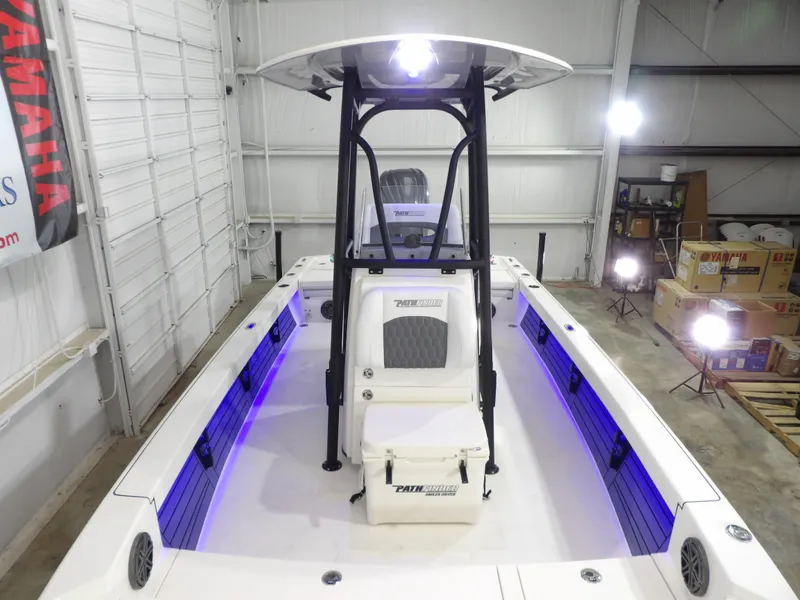 Slide: The Image of Pathfinder 2500 Hybrid 2025 - 15