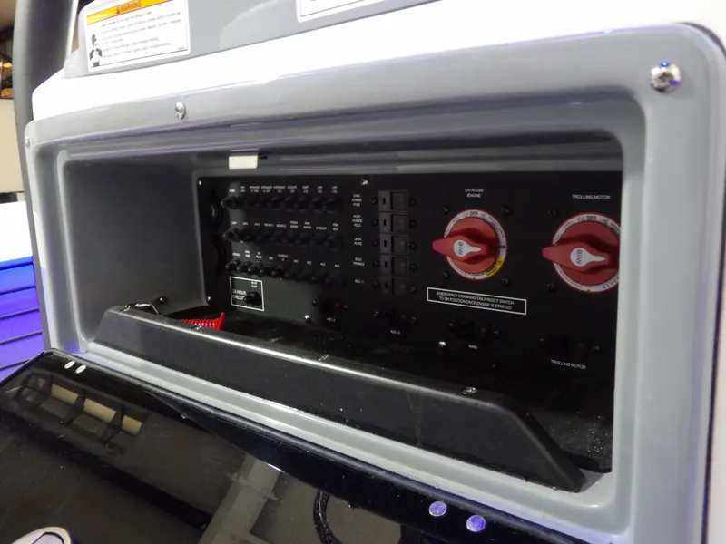 Slide: The Image of Pathfinder 2500 Hybrid 2025 - 39