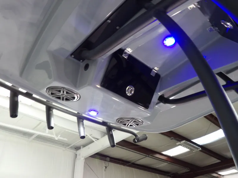 Slide: The Image of Pathfinder 2500 Hybrid 2025 - 42