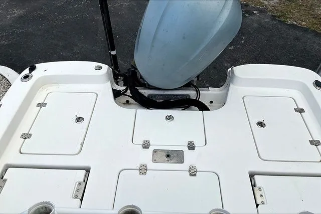 Slide: The Image of NauticStar 244 XTS 2015 - 21