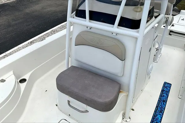 Slide: The Image of NauticStar 244 XTS 2015 - 35