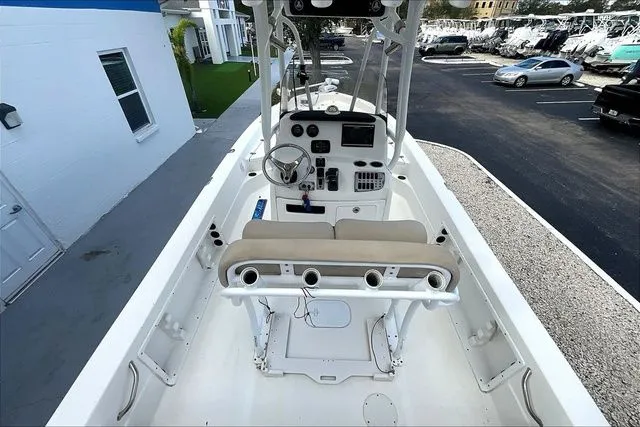 Slide: The Image of NauticStar 244 XTS 2015 - 7