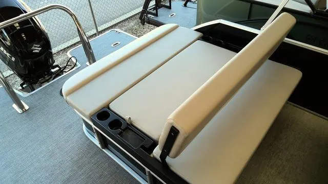 Slide: The Image of Godfrey EX 2286 SFLX Sport Tube 27 In. Package 2025 - 15