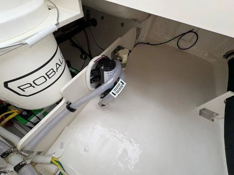Slide: The Image of Interior view of 2025 Robalo 202 EXPLORER boat showing equipment and wiring. - 15