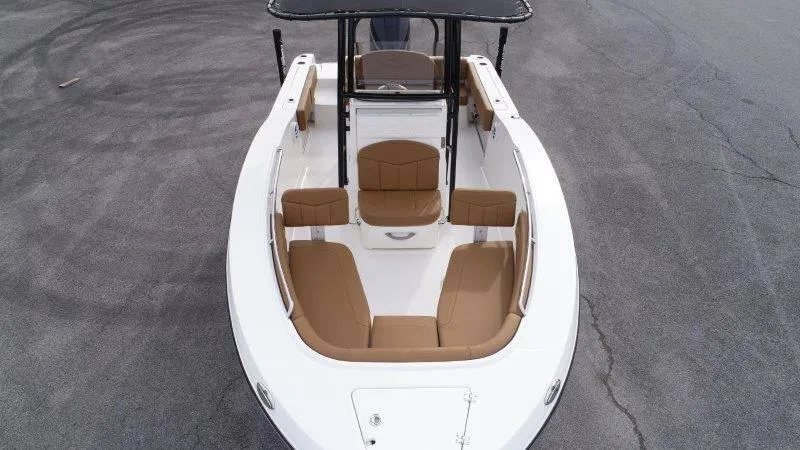 Slide: The Image of Robalo 202 EXPLORER 2025 - 65