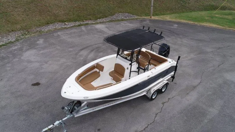 Slide: The Image of Robalo 202 EXPLORER 2025 - 87