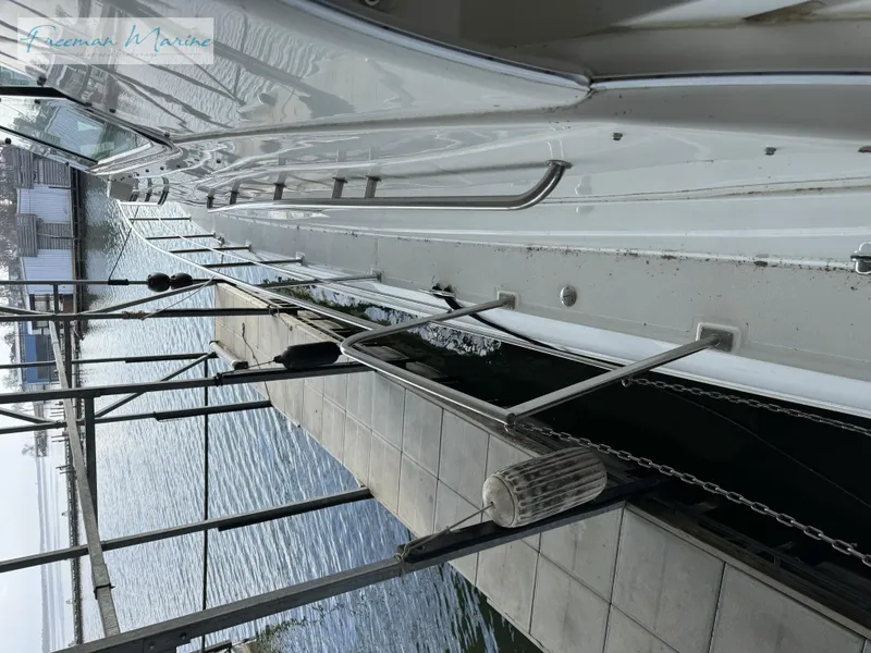 Slide: The Image of Cruisers 4450 Express Motoryacht 2001 - 51