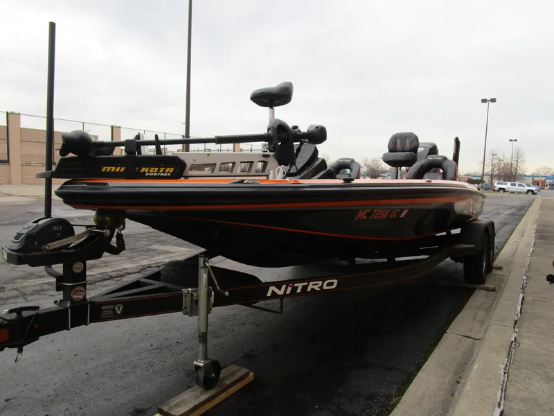 Slide: The Image of 2017 Nitro Z20 Z-Pro High Performance boat on trailer, parked outdoors. - 10